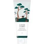 Очищувальна пінка з екстрактом голок сосни ROUND LAB Pine Calming Cica Cleanser 150 ml